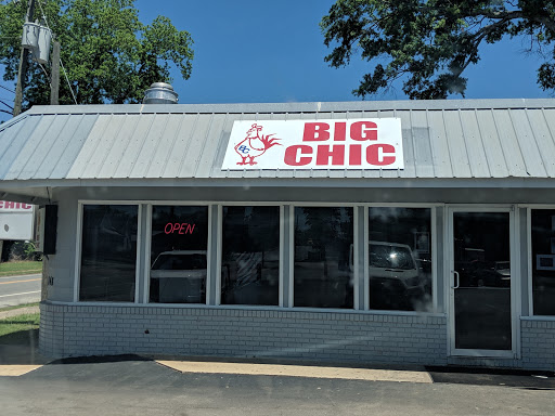 Exterior photo of Big Chic restaurant in Manchester, GA